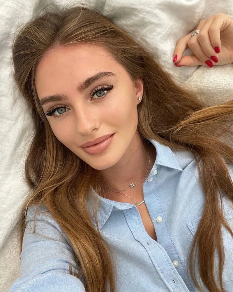 Escort Jolie