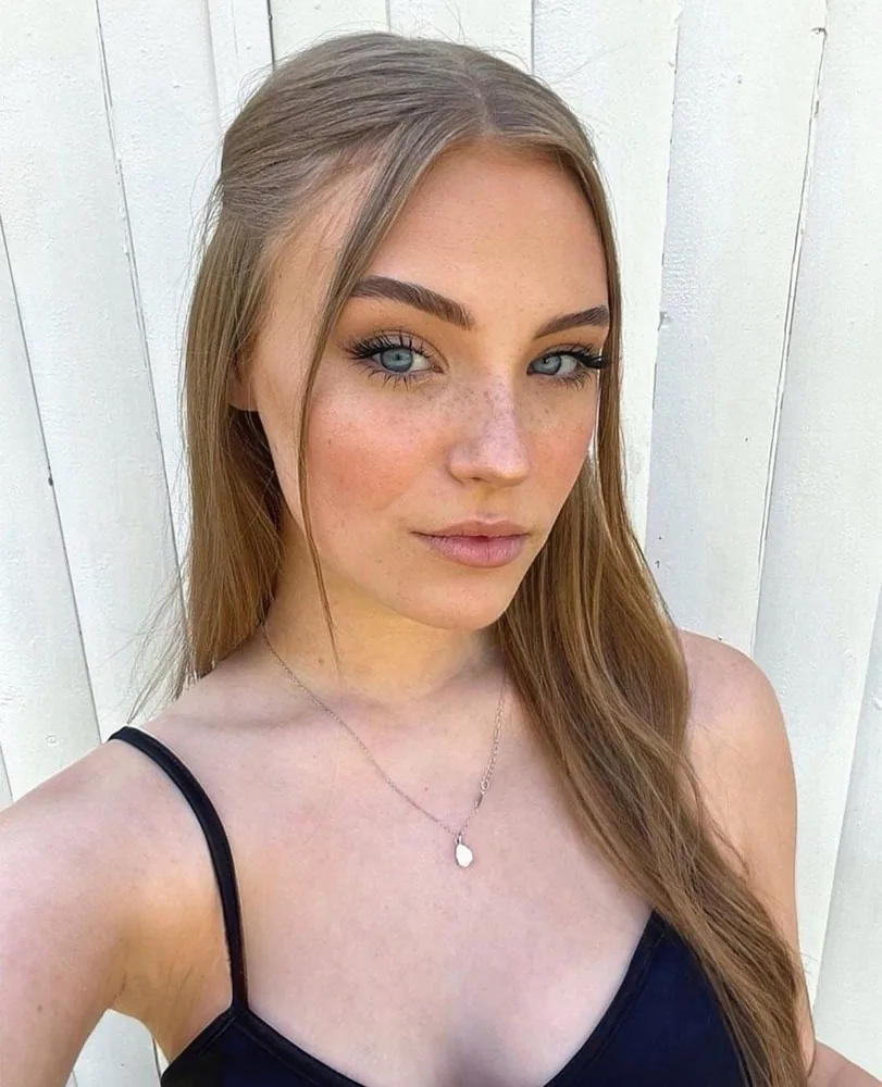 Escort Sara