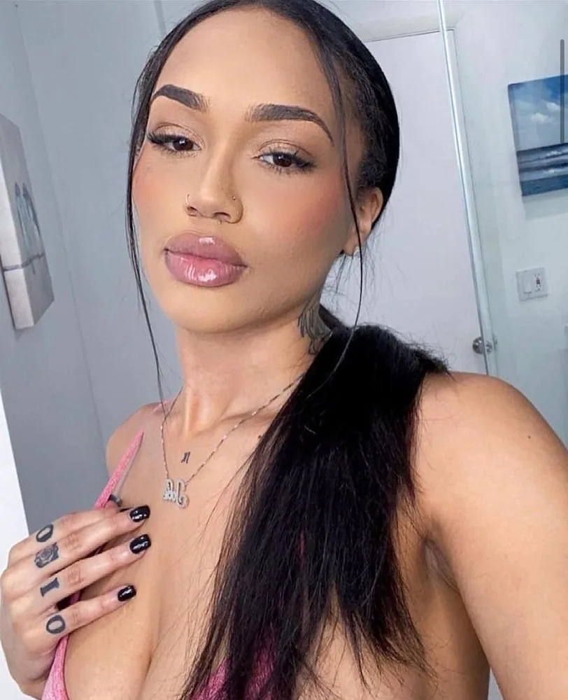 Escort Karolina