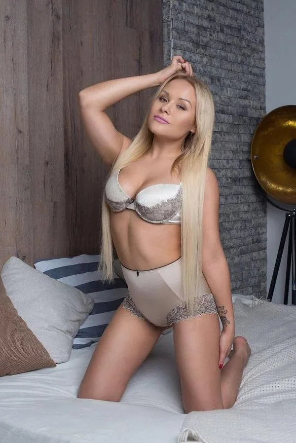 Escort Ivana