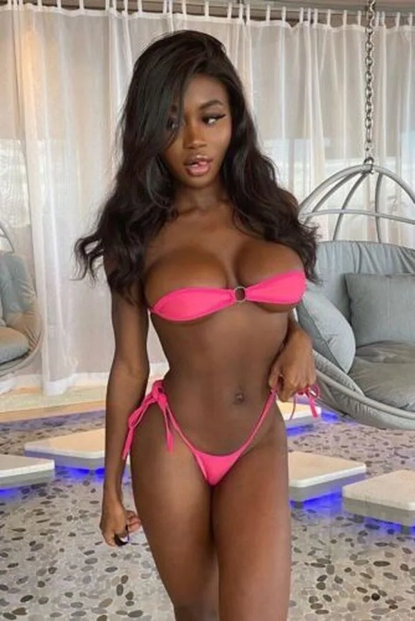 Escort Arabella