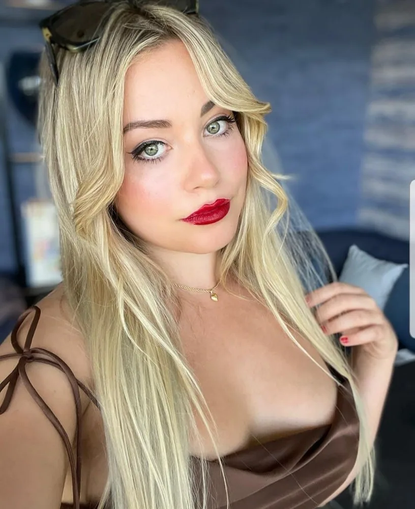 Escort Nela