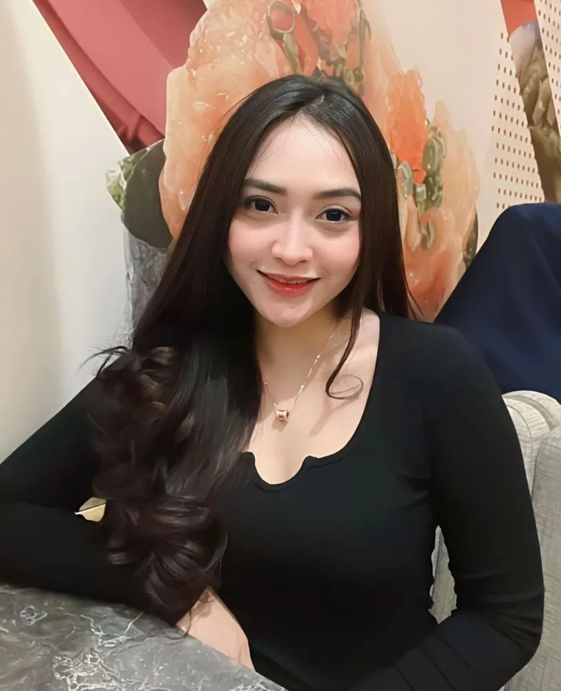 Escort Pauline
