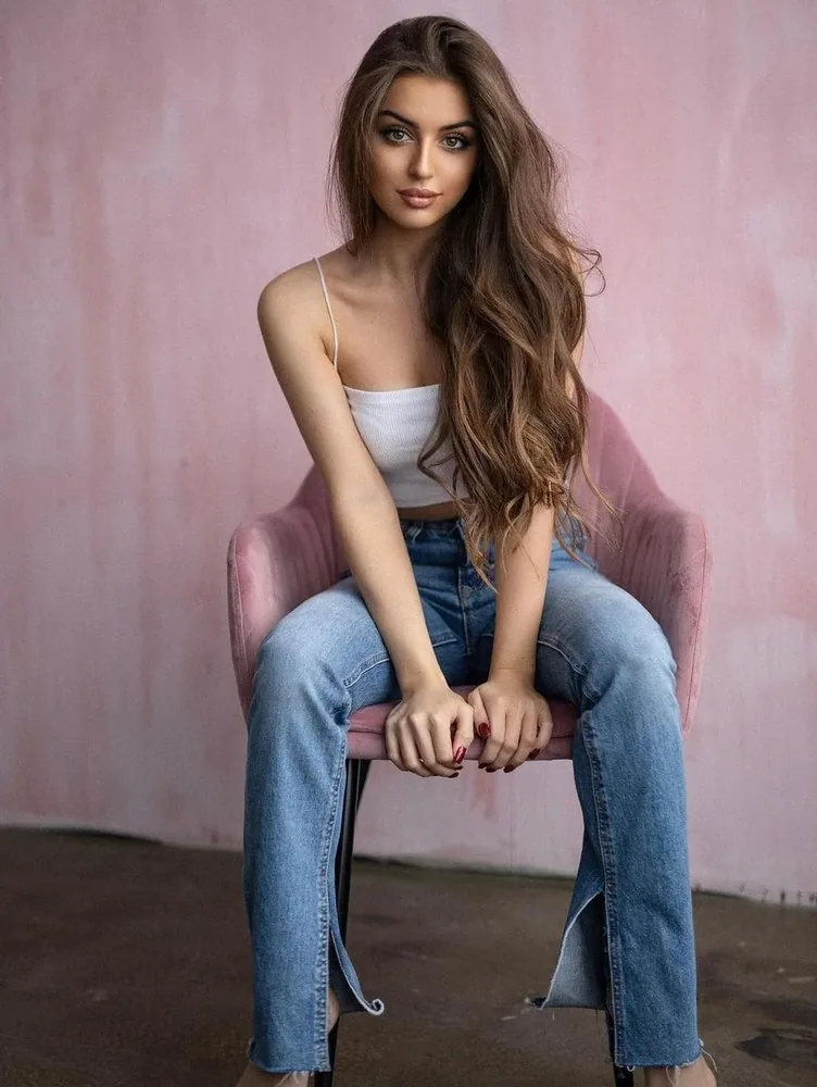 Escort Adriana