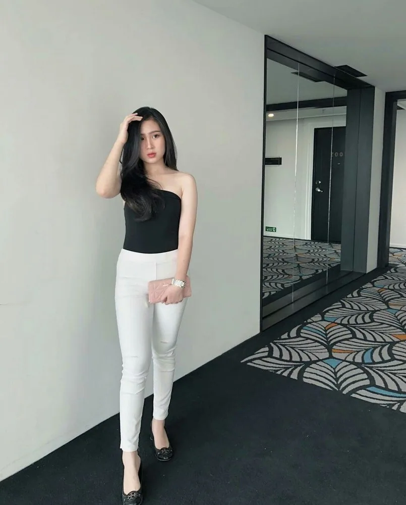 Escort Claudina